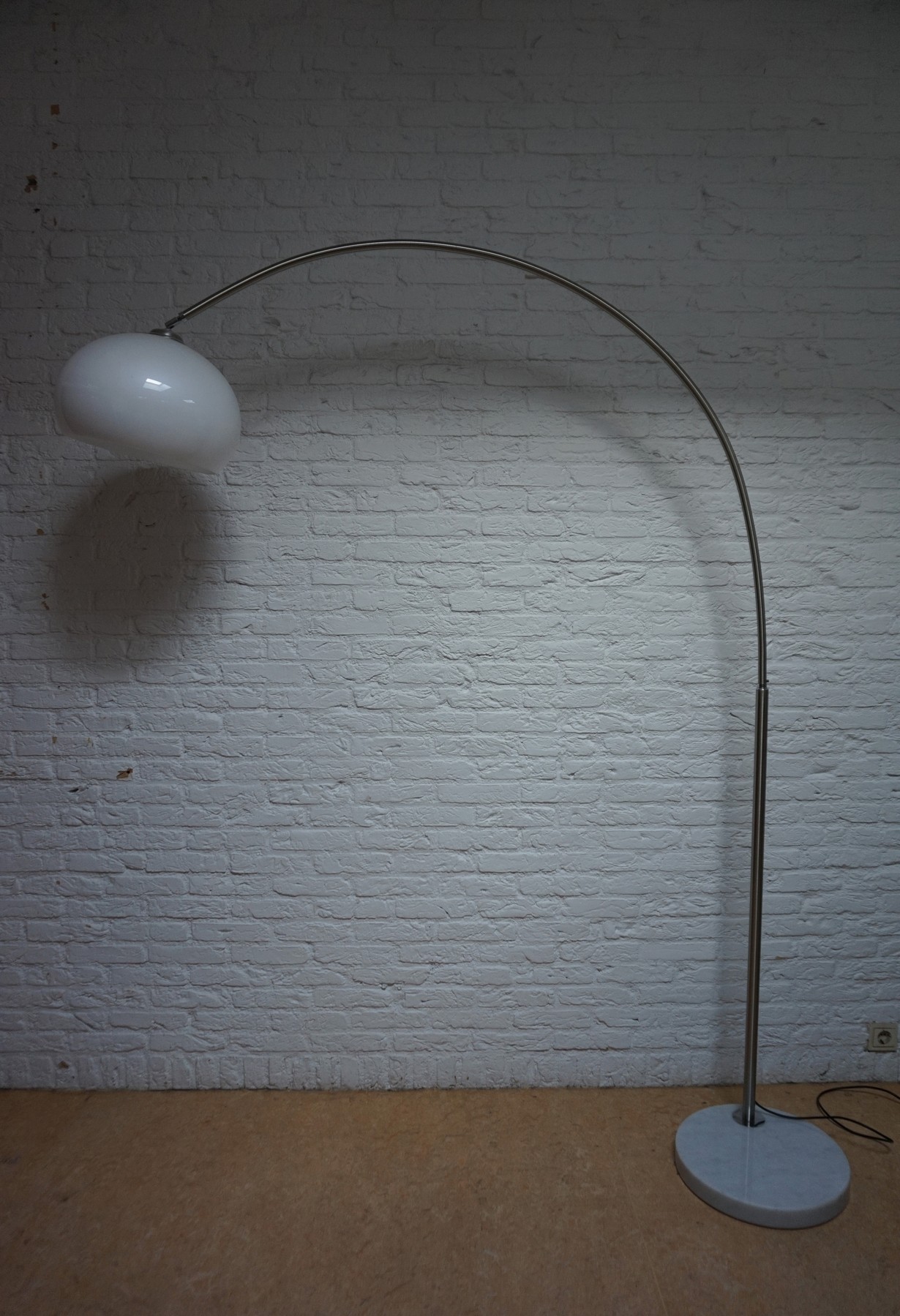Vintage, staande, chrome, booglamp, marmeren, voet, arc, lamp, marble